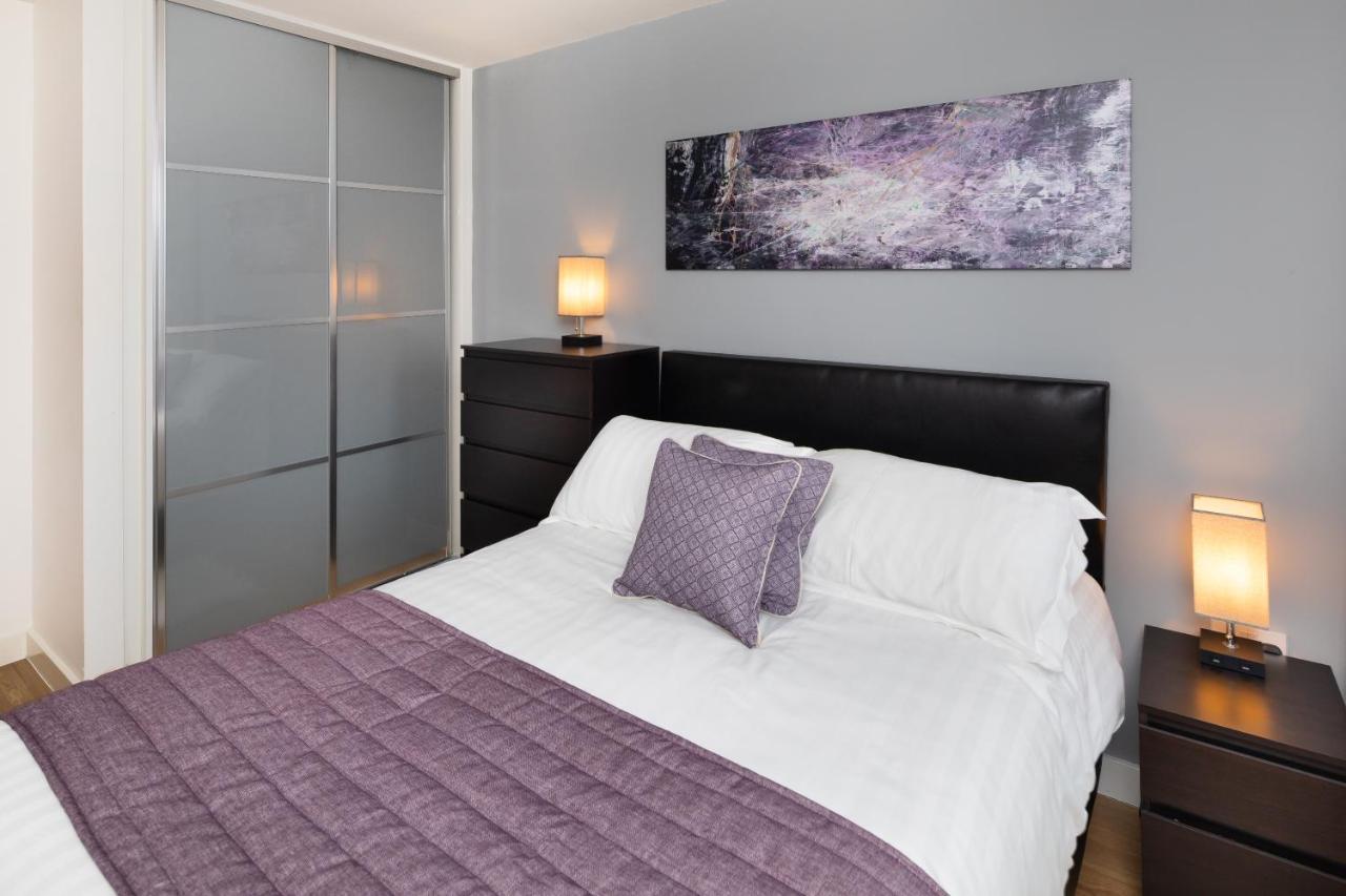 Stylish City Centre Apartment - Home From Home With Fully-Equipped Kitchen, Smart Tv, Netflix, Superfast Wifi, Free Parking, Self Check-In - By Brightleap Apartments Milton Keynes Exterior foto